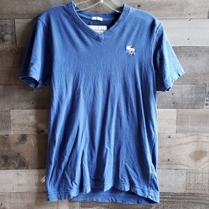 💙 Abercrombie & Fitch blue t shirt